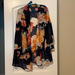 Navy floral kimono